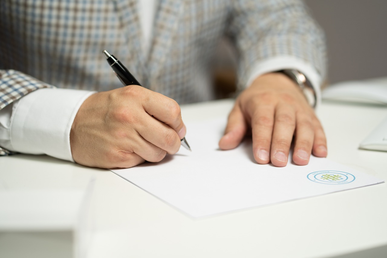 Immagine rilascio e rinnovo licenza comunitaria